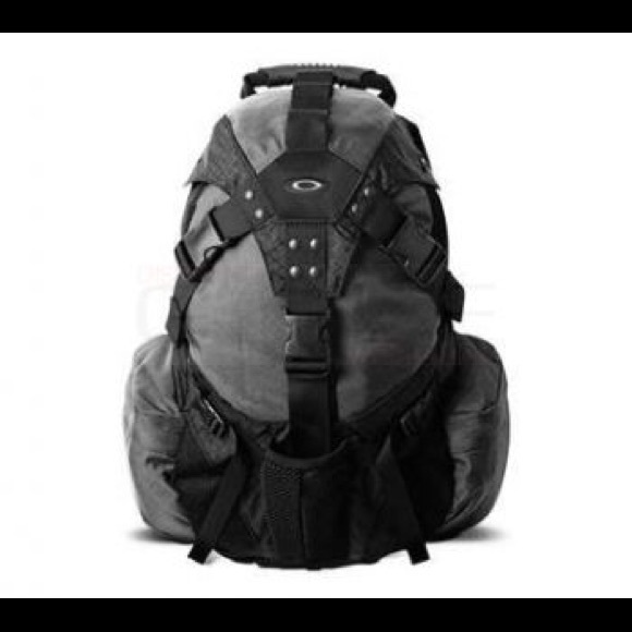 oakley icon oakley icon